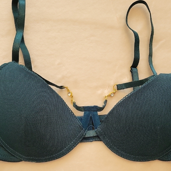 Just Sexy Lingerie Set with Gold Details - Picture 2 of 6